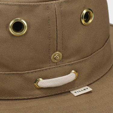 #colour_dark-khaki