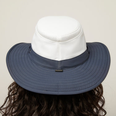 #colour_white-midnight-navy