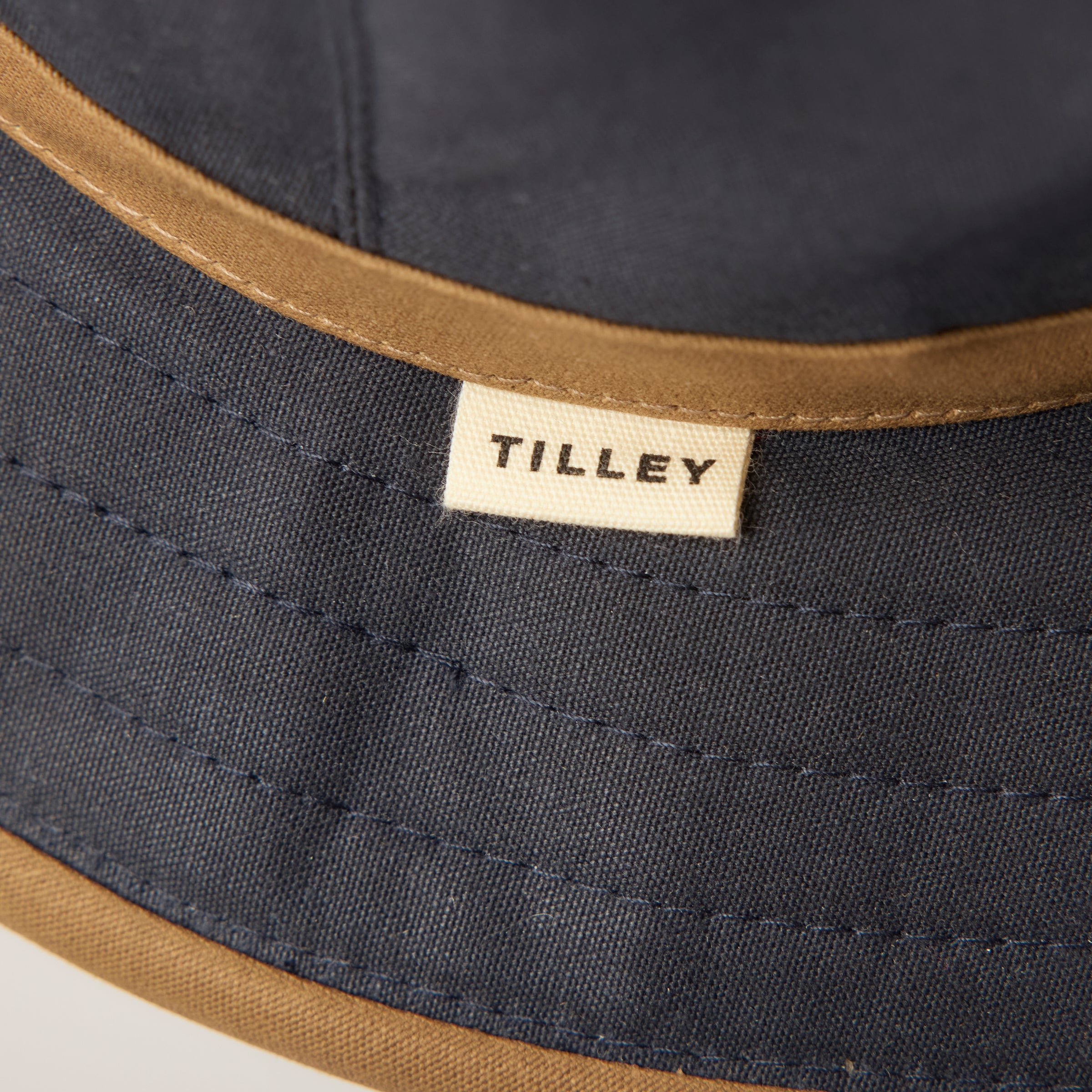 TWC7 Outback Waxed Adventure Hat – Tilley USA