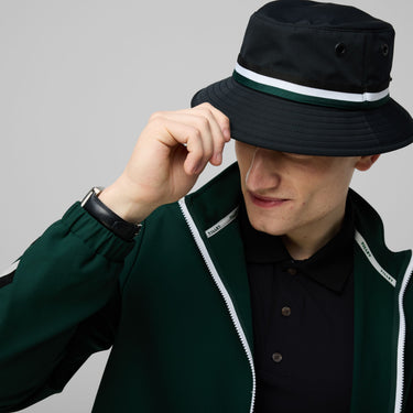 #colour_black-pine-green
