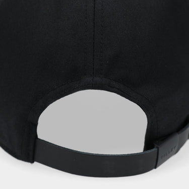#colour_black