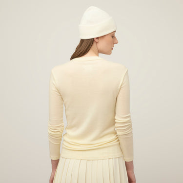 #colour_cream