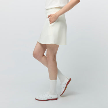 #colour_white