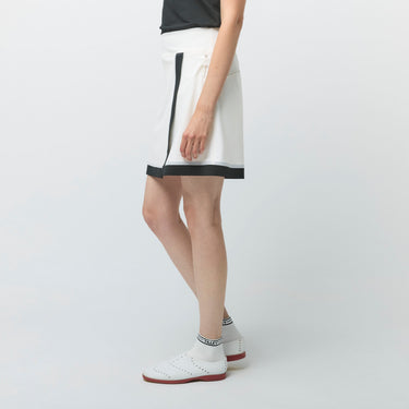 #colour_white-black