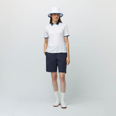 #colour_white-powder-blue