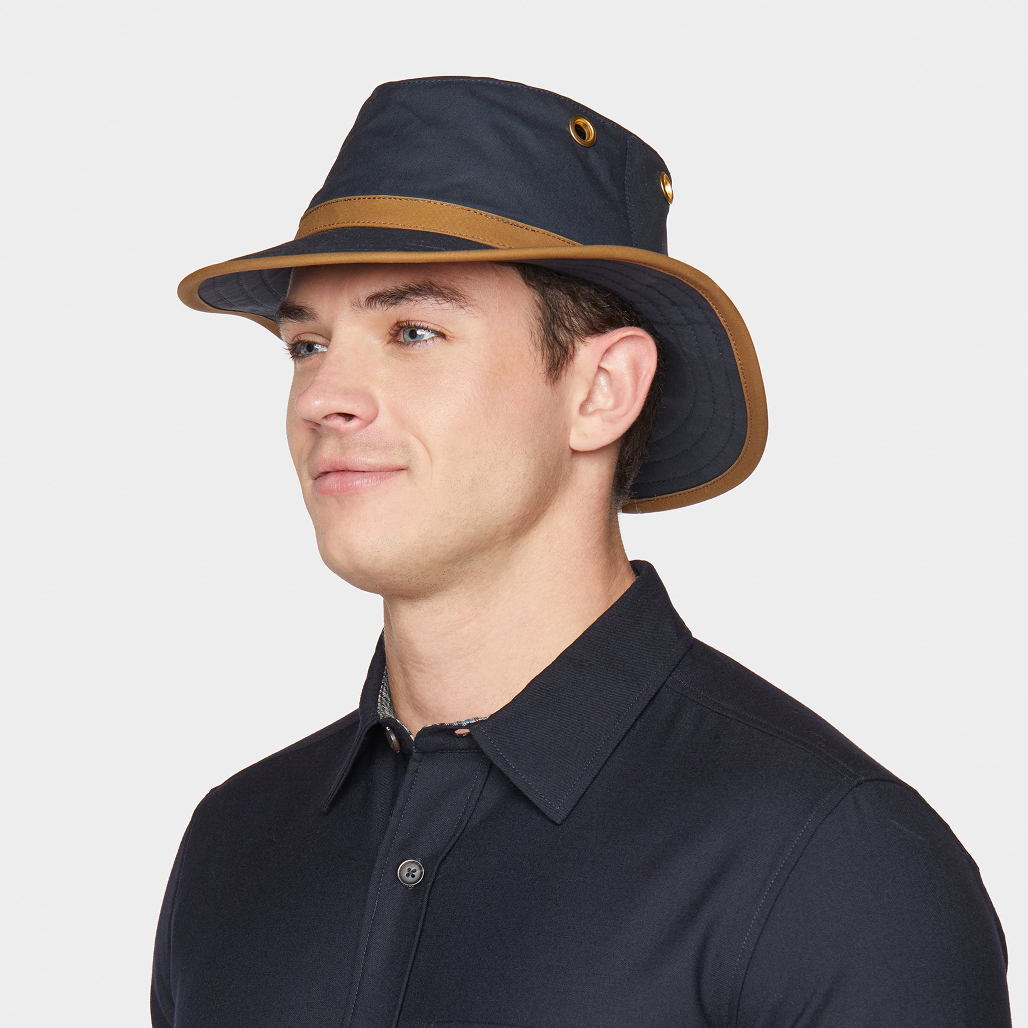 TWC7 Outback Waxed Adventure Hat Tilley USA