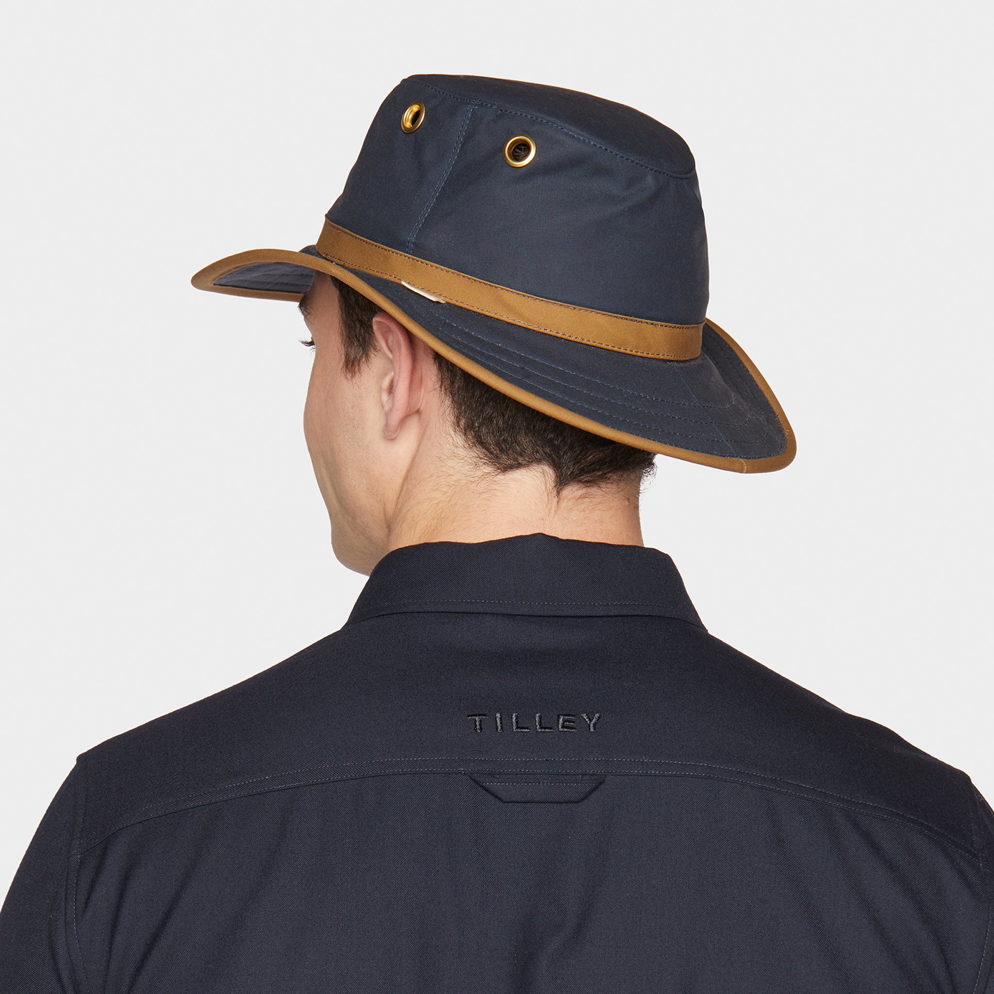 TWC7 Outback Waxed Adventure Hat Tilley USA