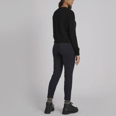 #colour_black