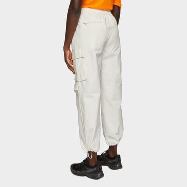 #colour_off-white