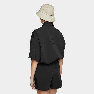 #colour_black